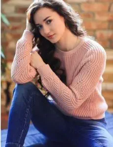 Elite escort service in Srana for home and hotel visits